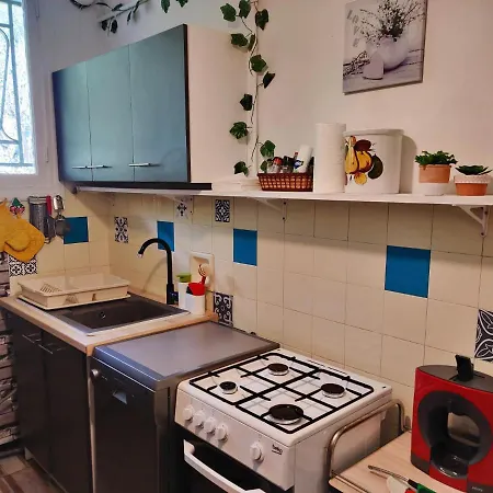 Vintage Flat On Bay - Free Car Park *